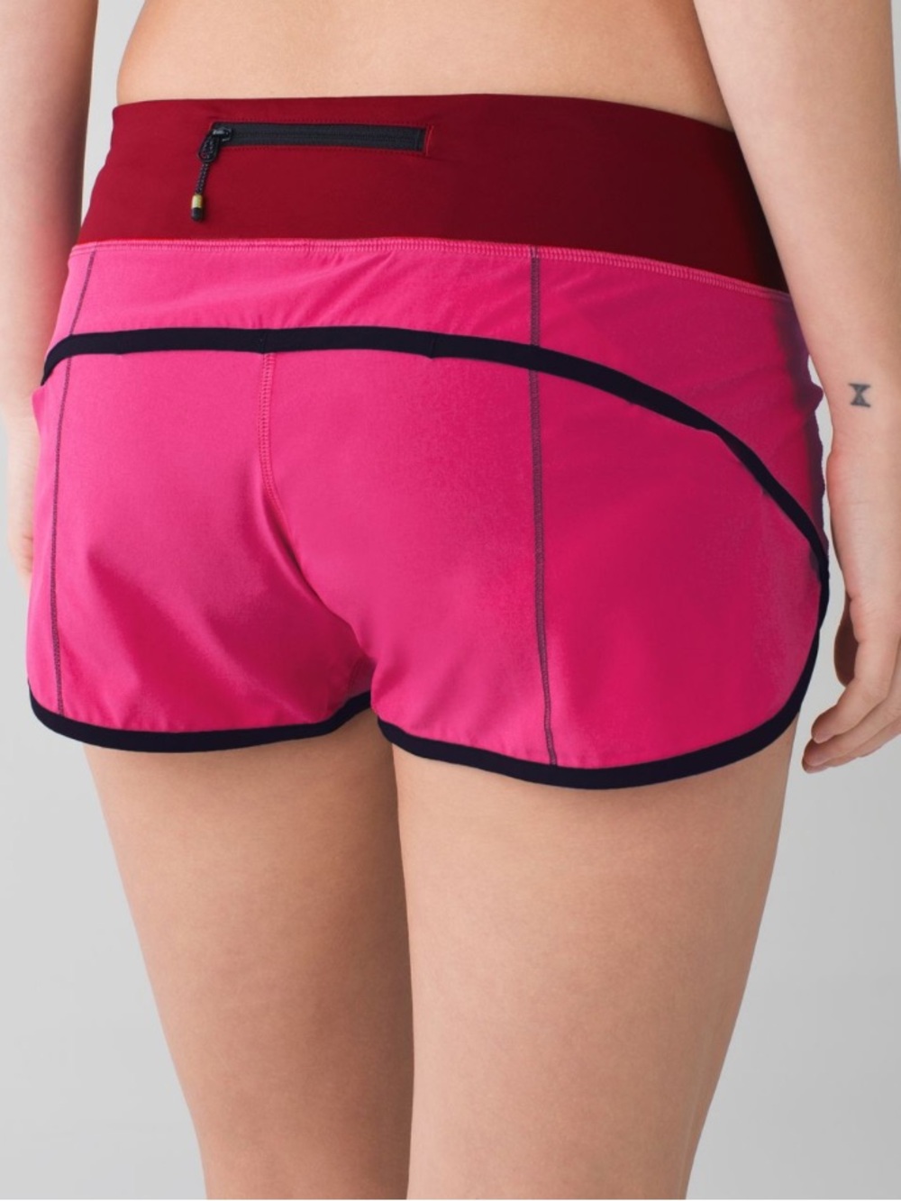 Lululemon Run Speed Short *4-way Stretch Women's Hot Pink Running Shorts Size 4